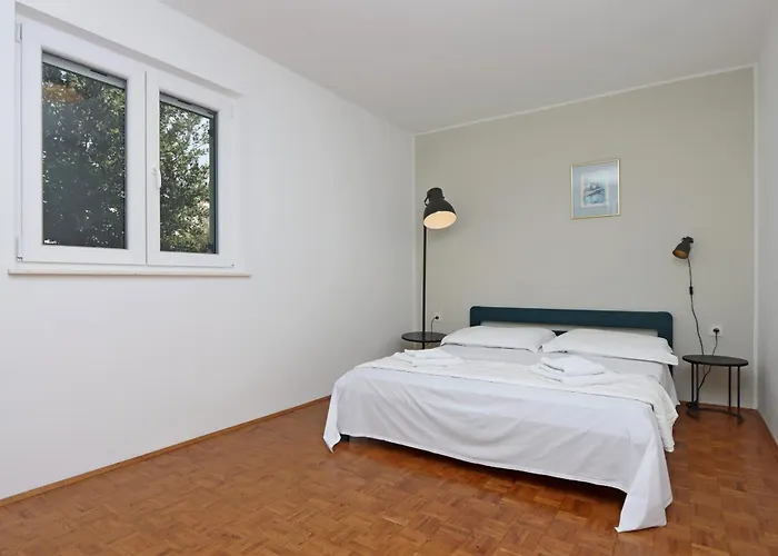 Daire By The Sea Omisalj, Krk - 5298 *